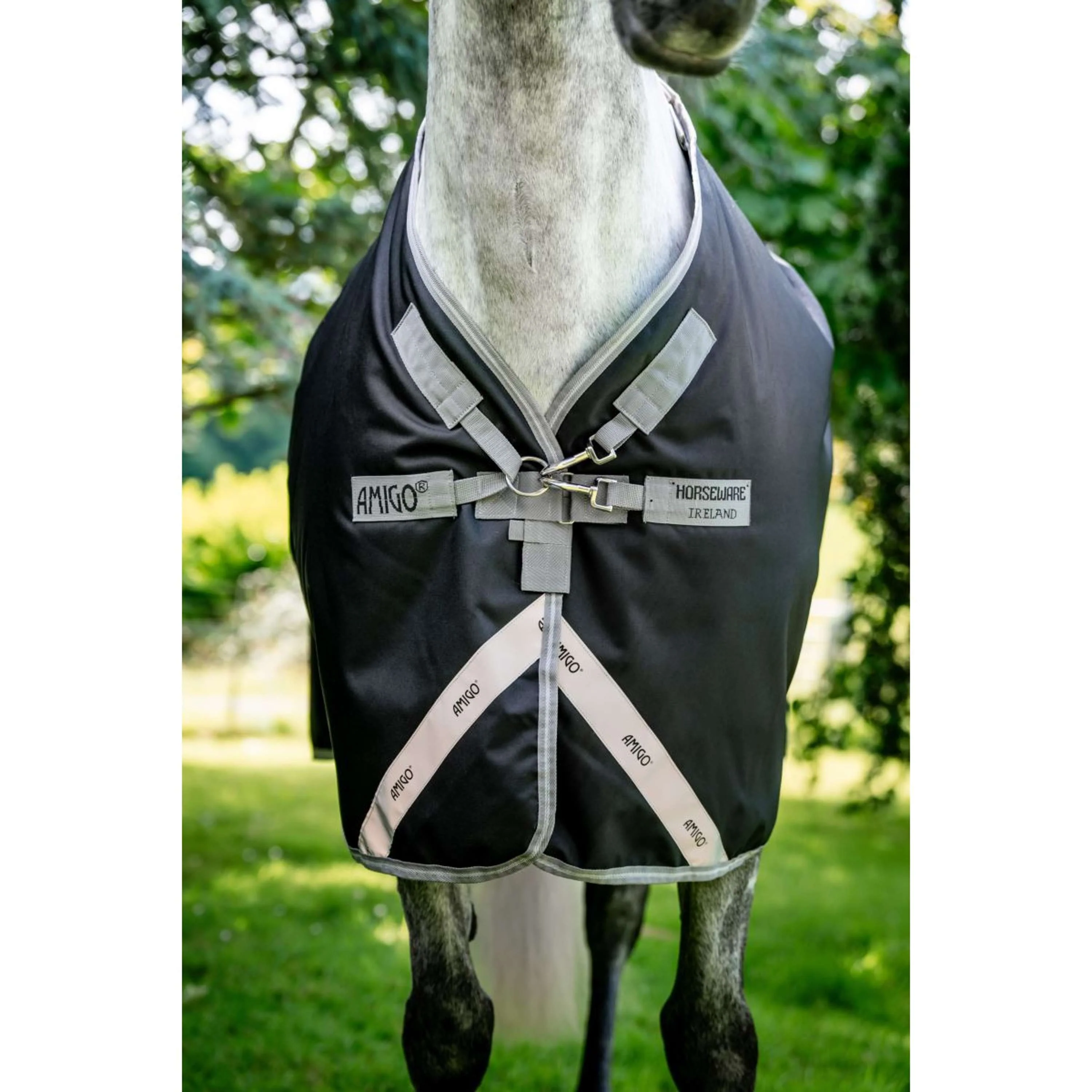 Amigo Turnout Rug 1200D 250g Black/Titanium Grey/Silver - Image 6