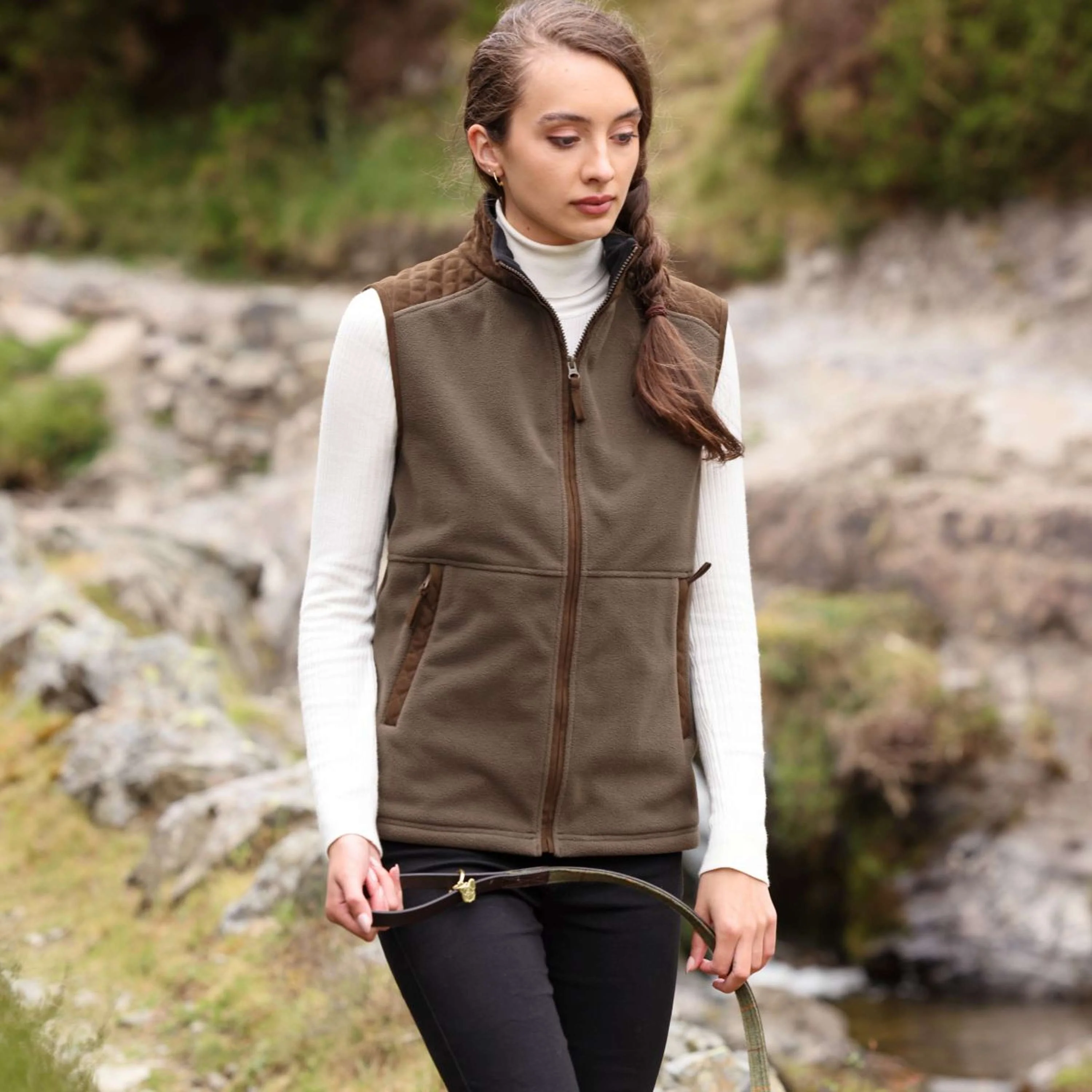 Aubrion by Shires Bodychauffant Heritage Fleece Olive foncé - Image 25