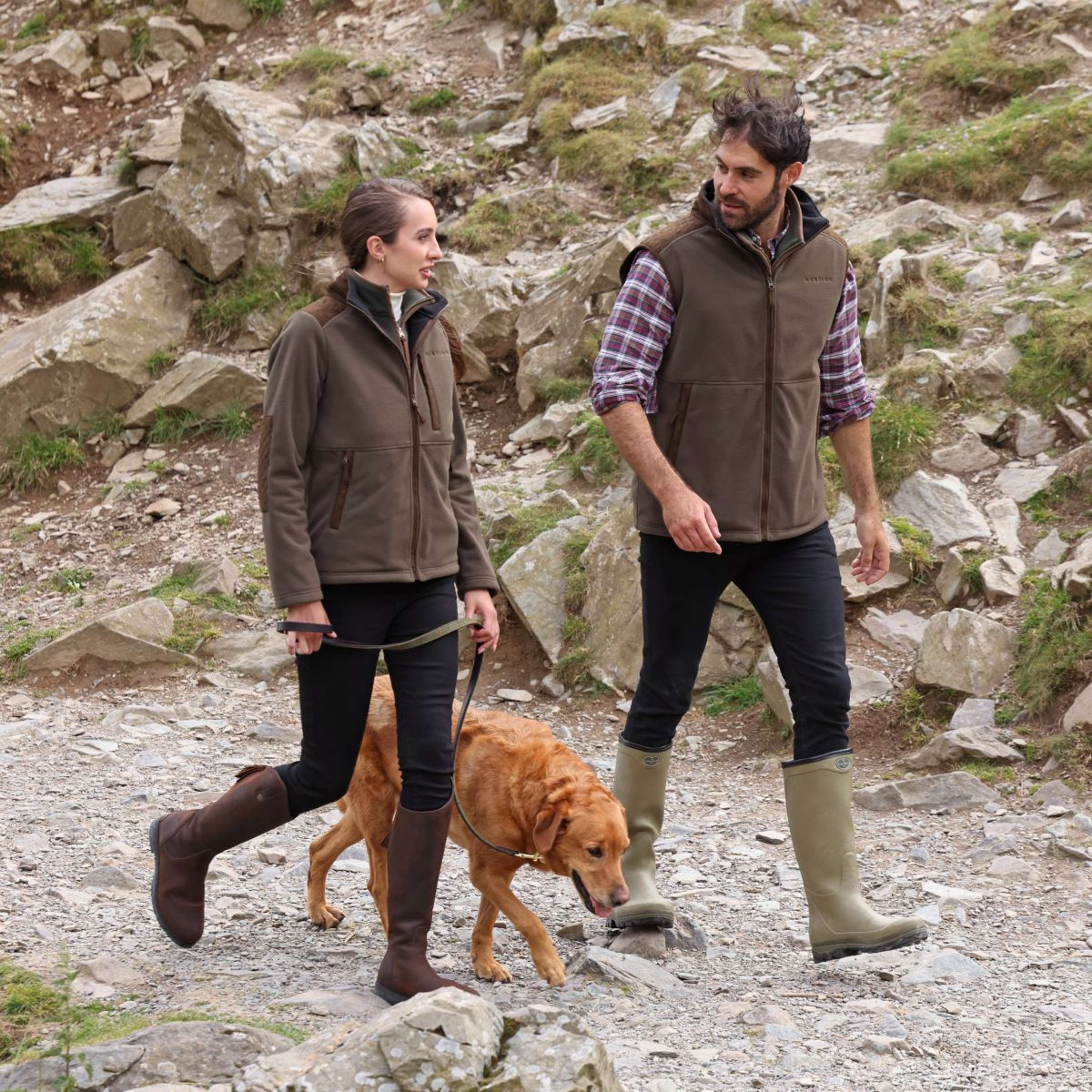 Aubrion by Shires Bodychauffant Heritage Fleece Olive foncé - Image 3