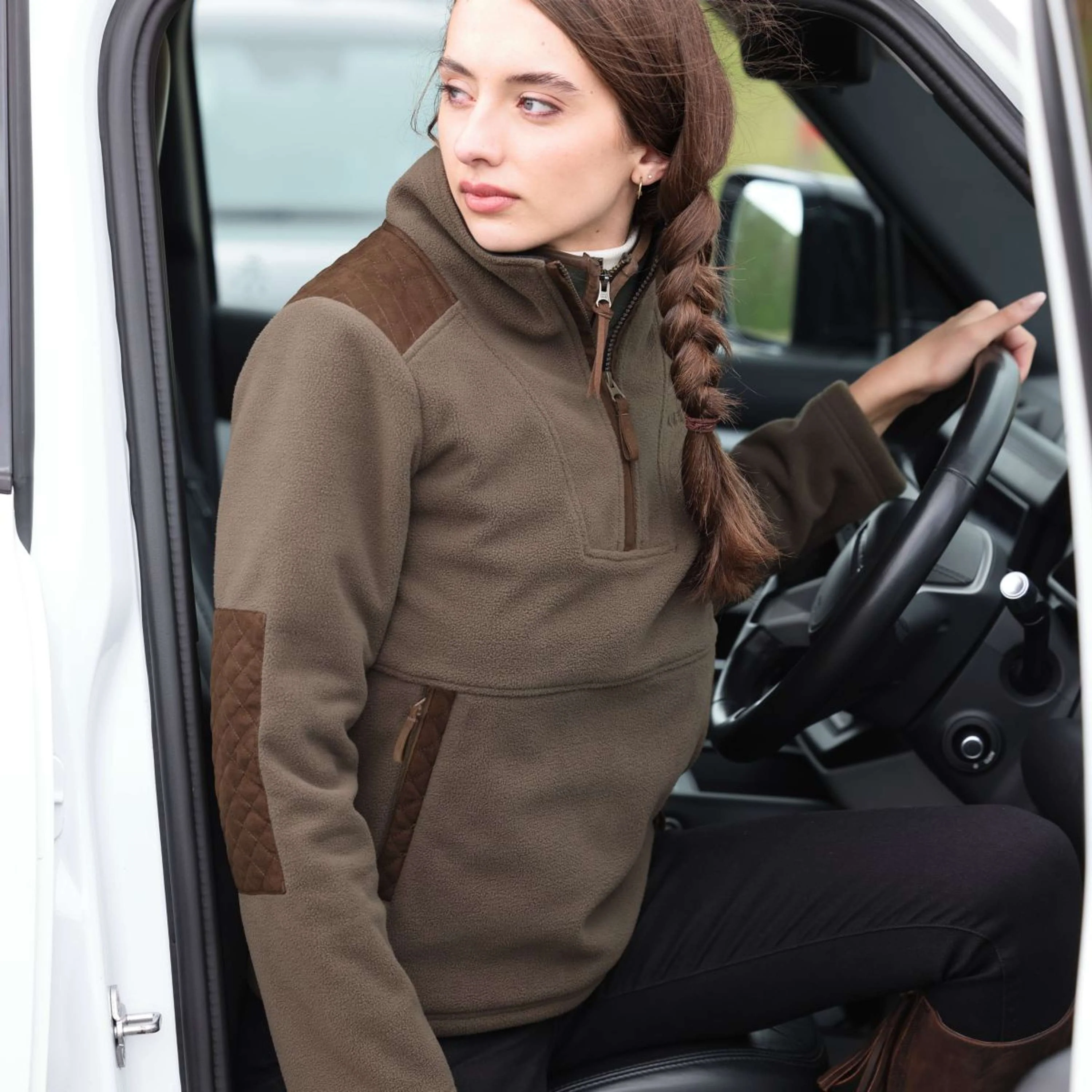 Aubrion by Shires Pull Heritage Fleece Olive foncé - Image 25