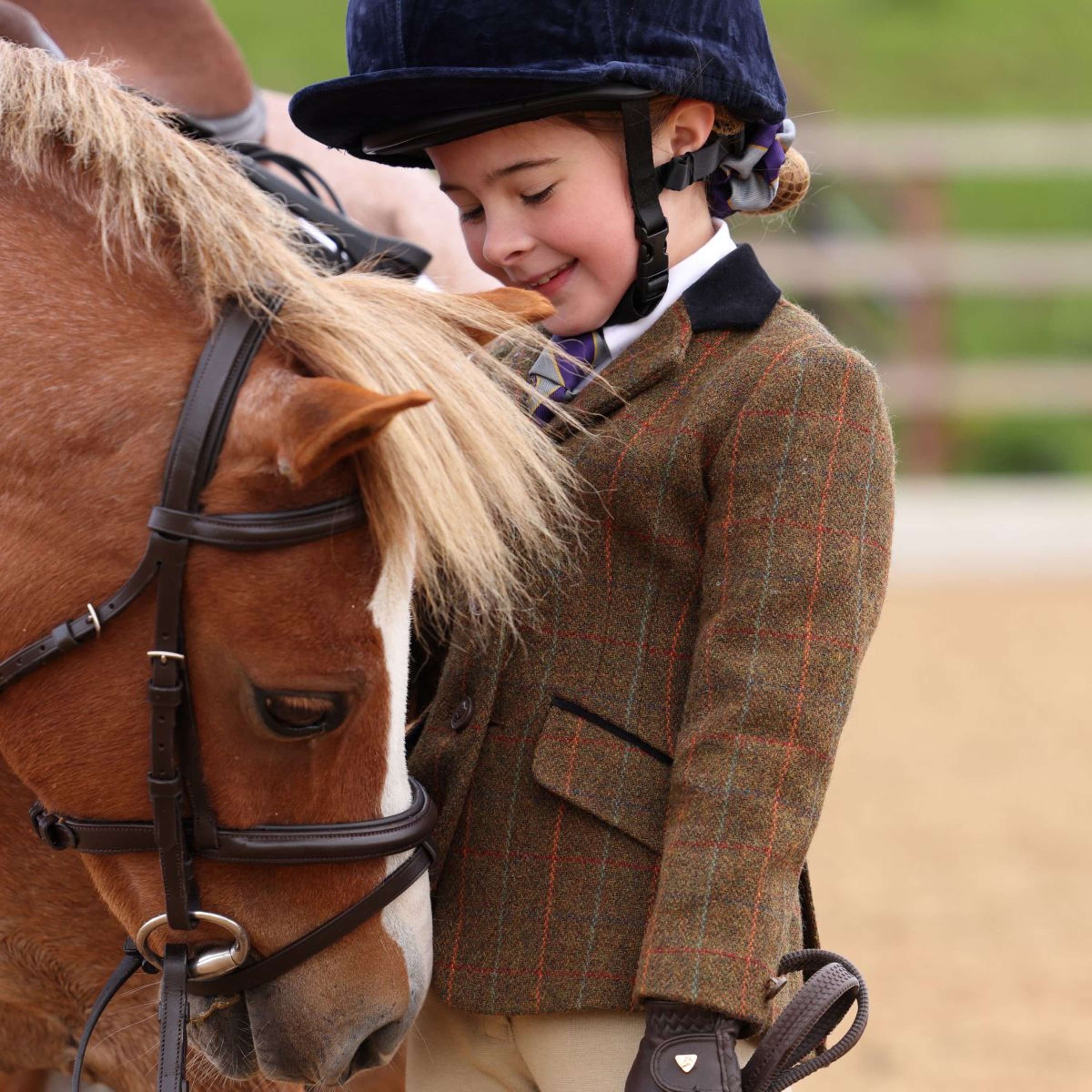 Aubrion by Shires Veste de Concours Saratoga Enfants Rouille Check - Image 9