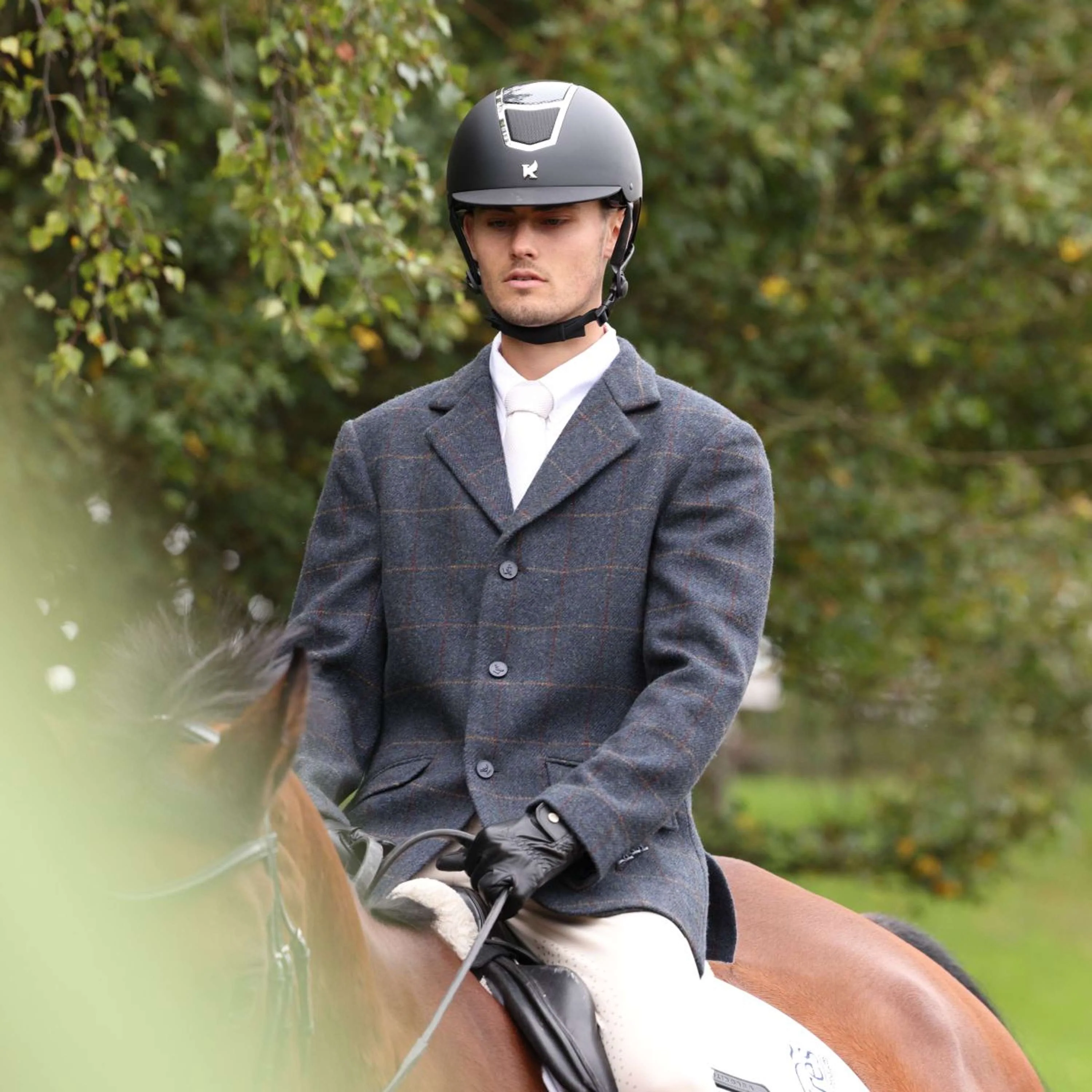 Aubrion by Shires Veste de Concours Saratoga Hommes Juniper Navy Check - Image 18