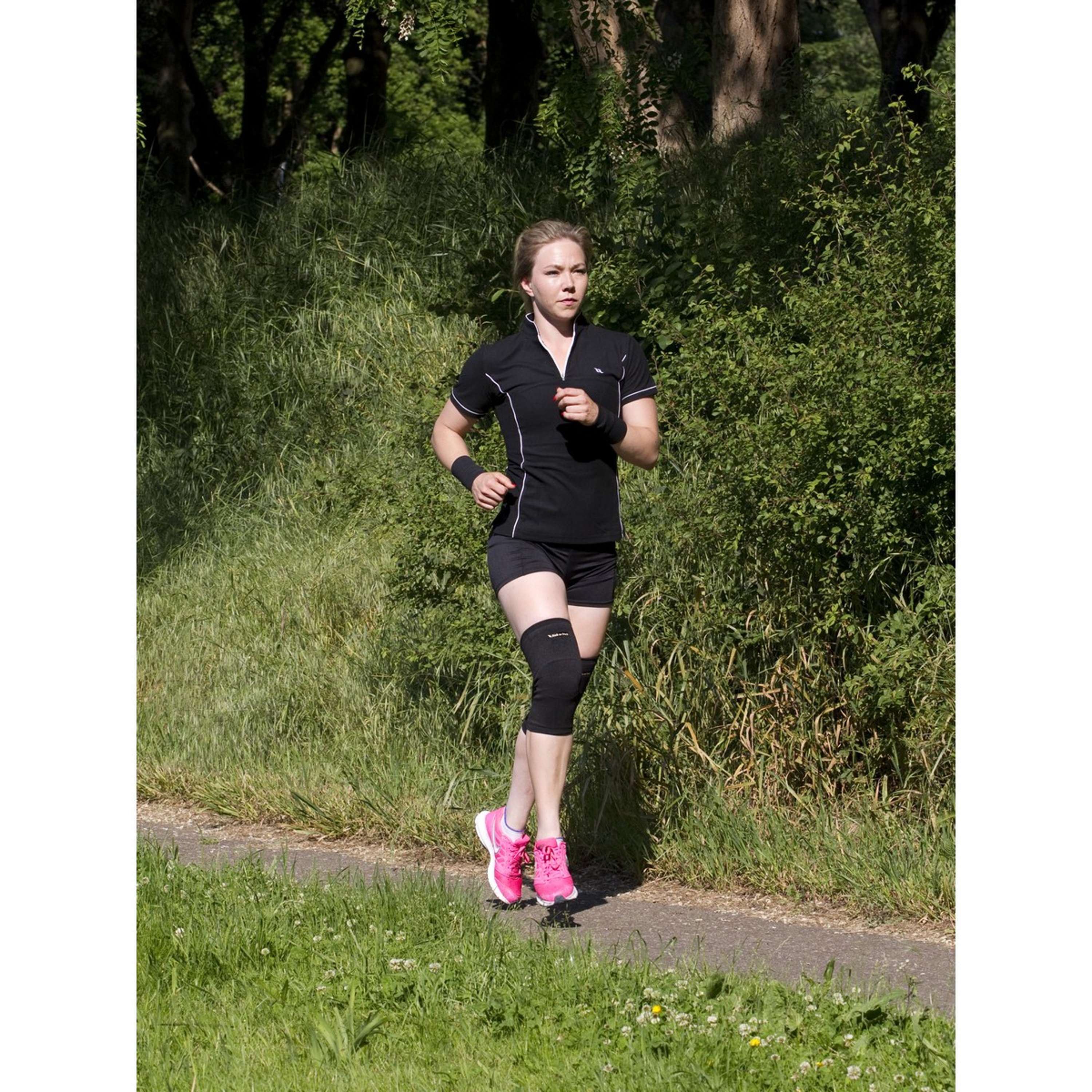 Back on Track Protège-Genou Per4mance 4-way Stretch Noir - Image 3