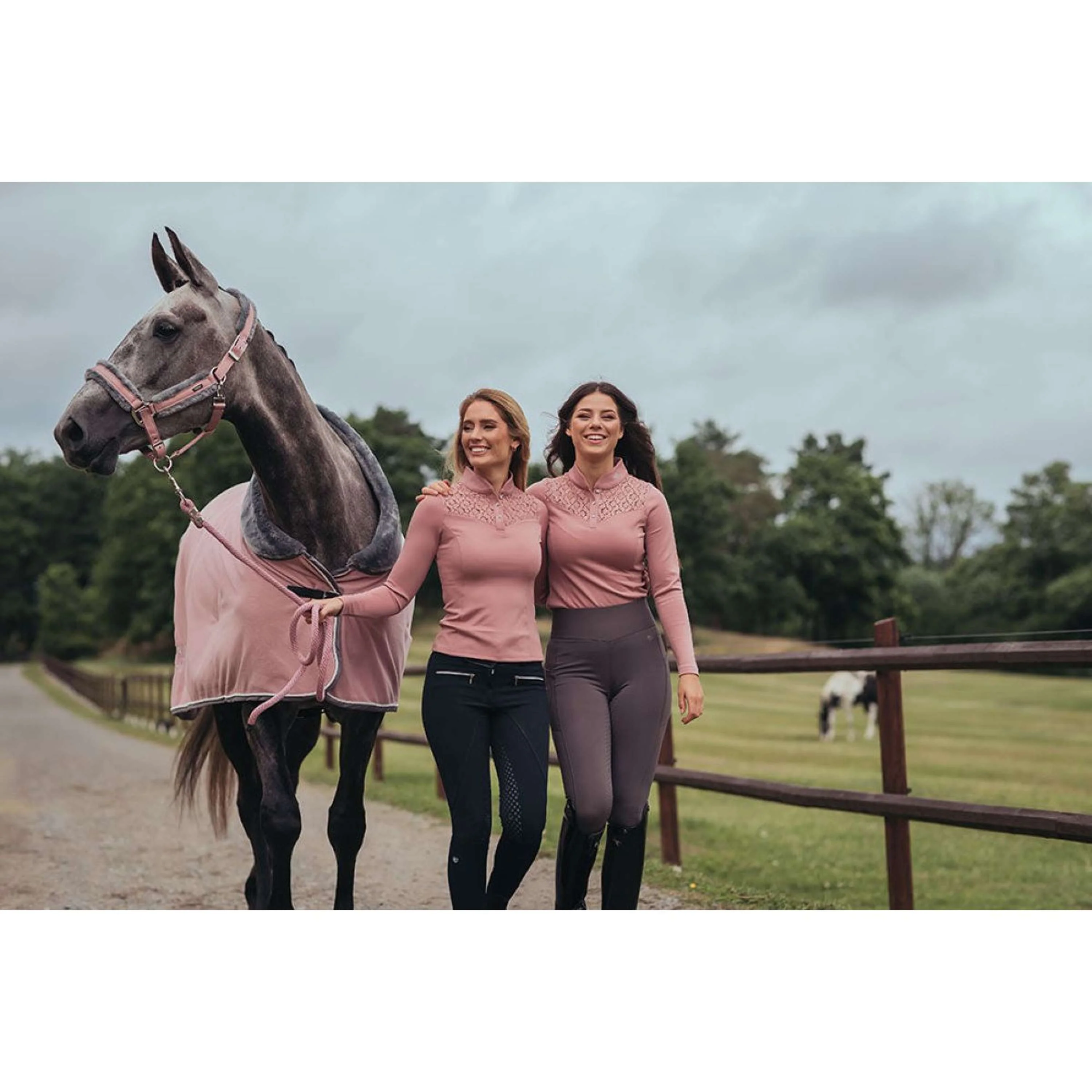 Equestrian Stockholm Licols et Longes Fur Rose - Image 6