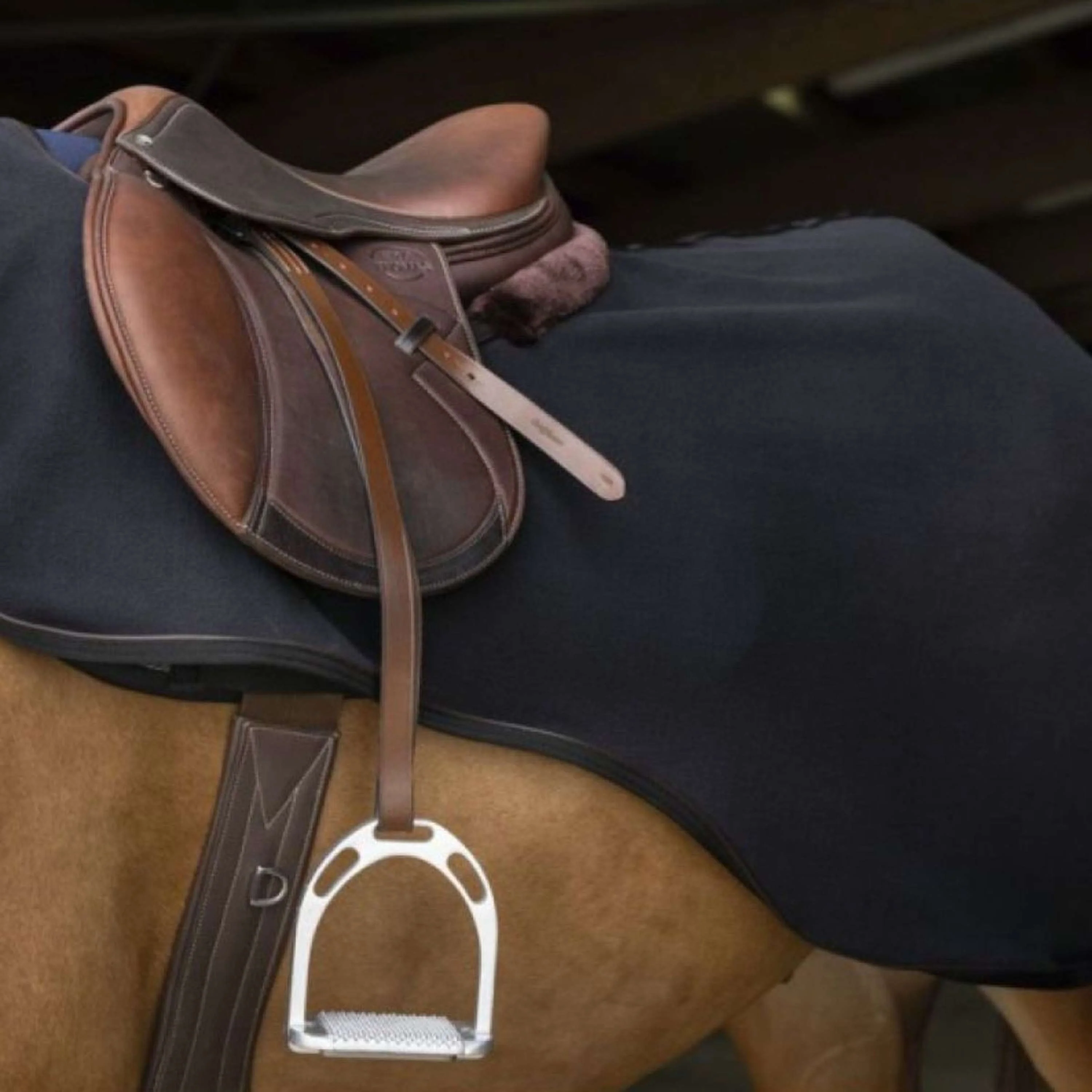 EQUITHÈME Couvre-reins Teddy Fleece Noir - Image 6