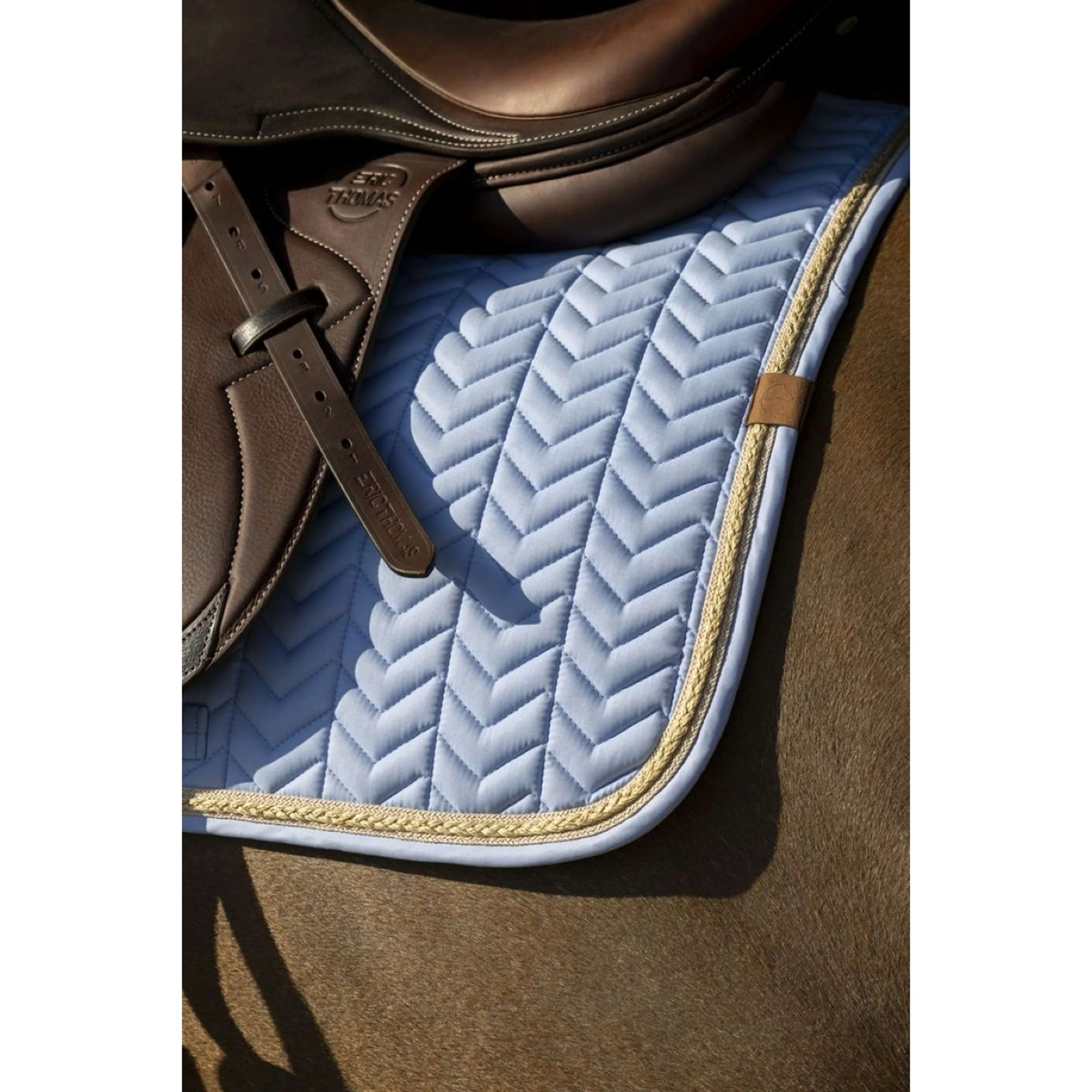 EQUITHÈME Tapis de Selle Softy Jumping Bleu clair