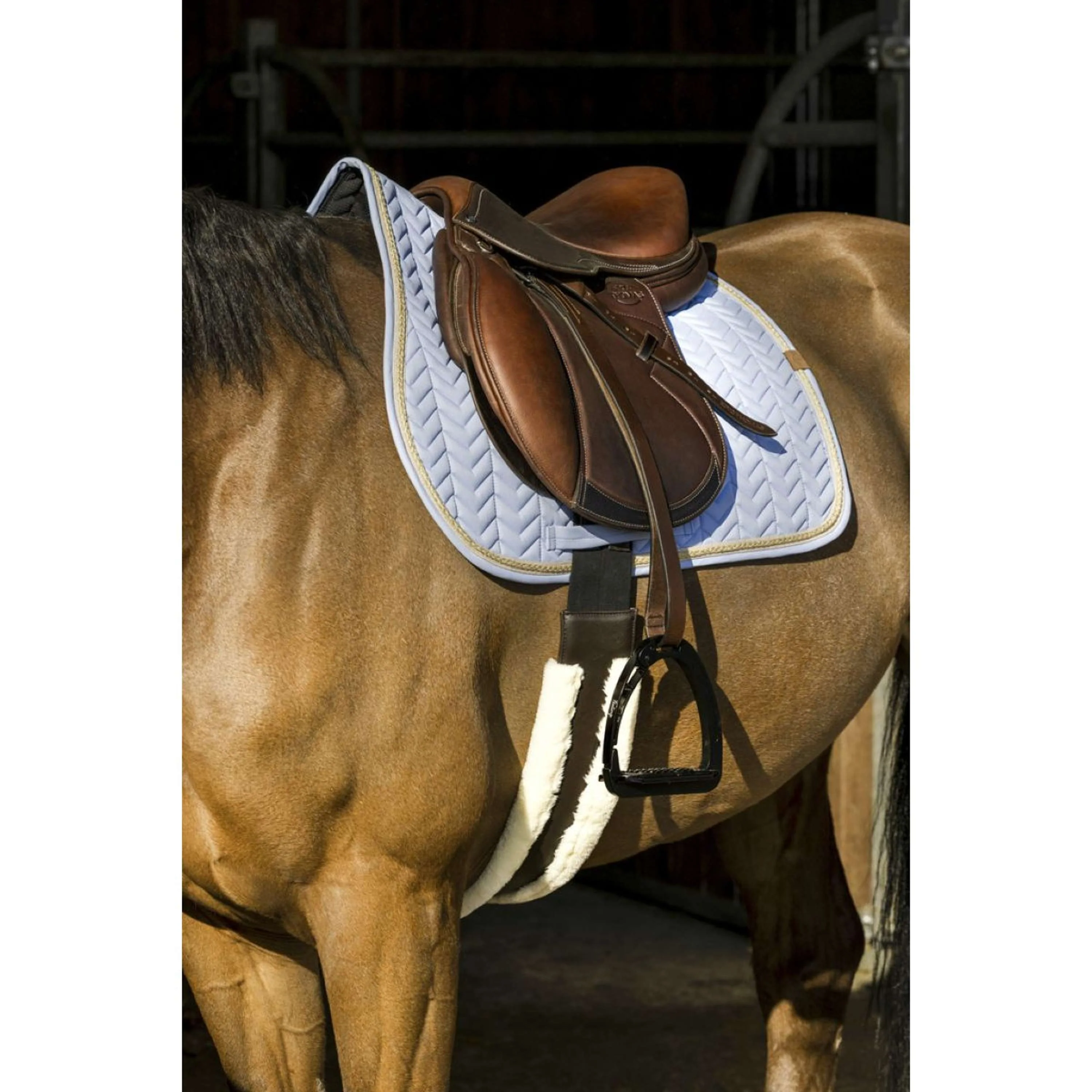 EQUITHÈME Tapis de Selle Softy Jumping Bleu clair - Image 2