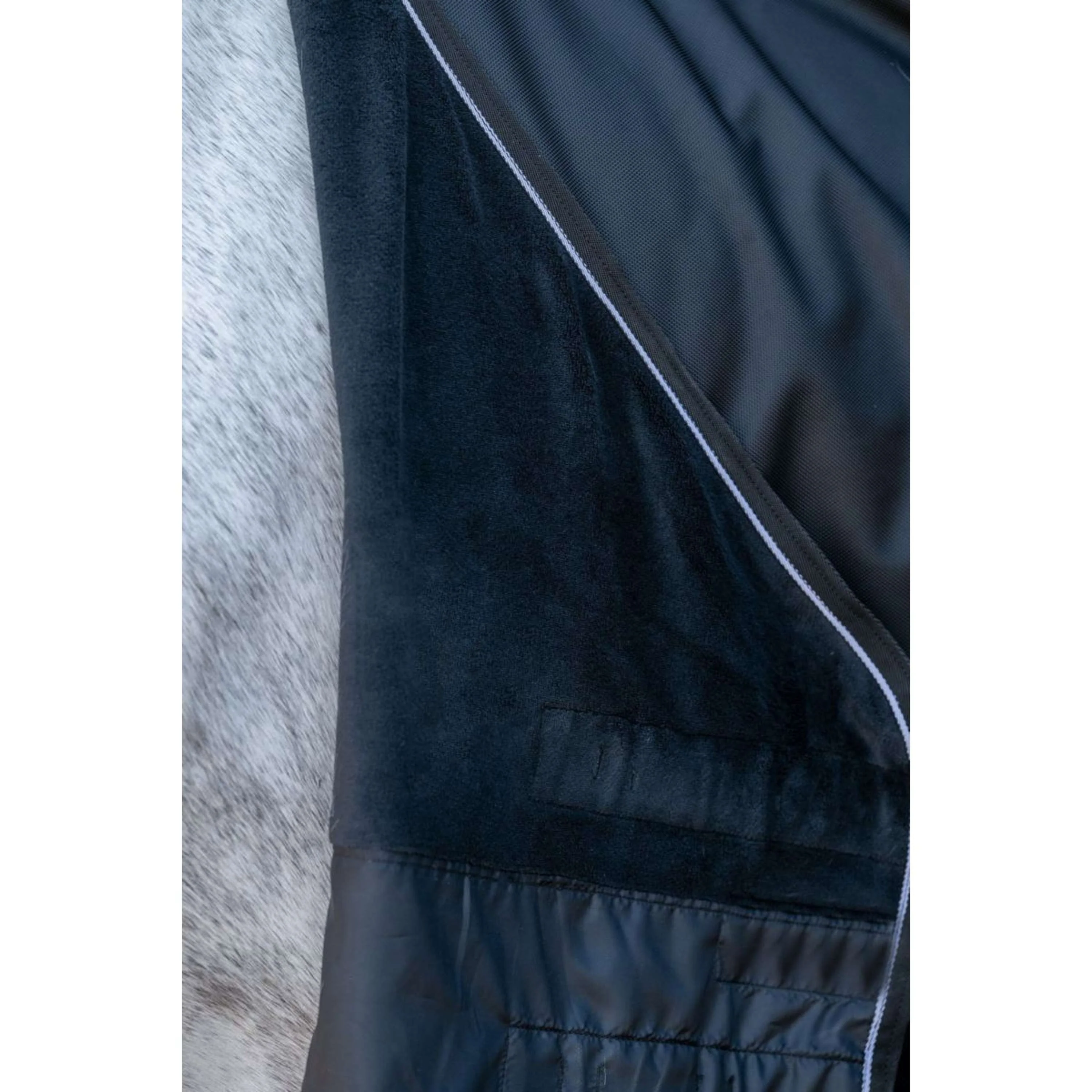 HKM Couverture d'Extérieur Premium 1680D 200g avec Teddy Doublure Noir - Image 6