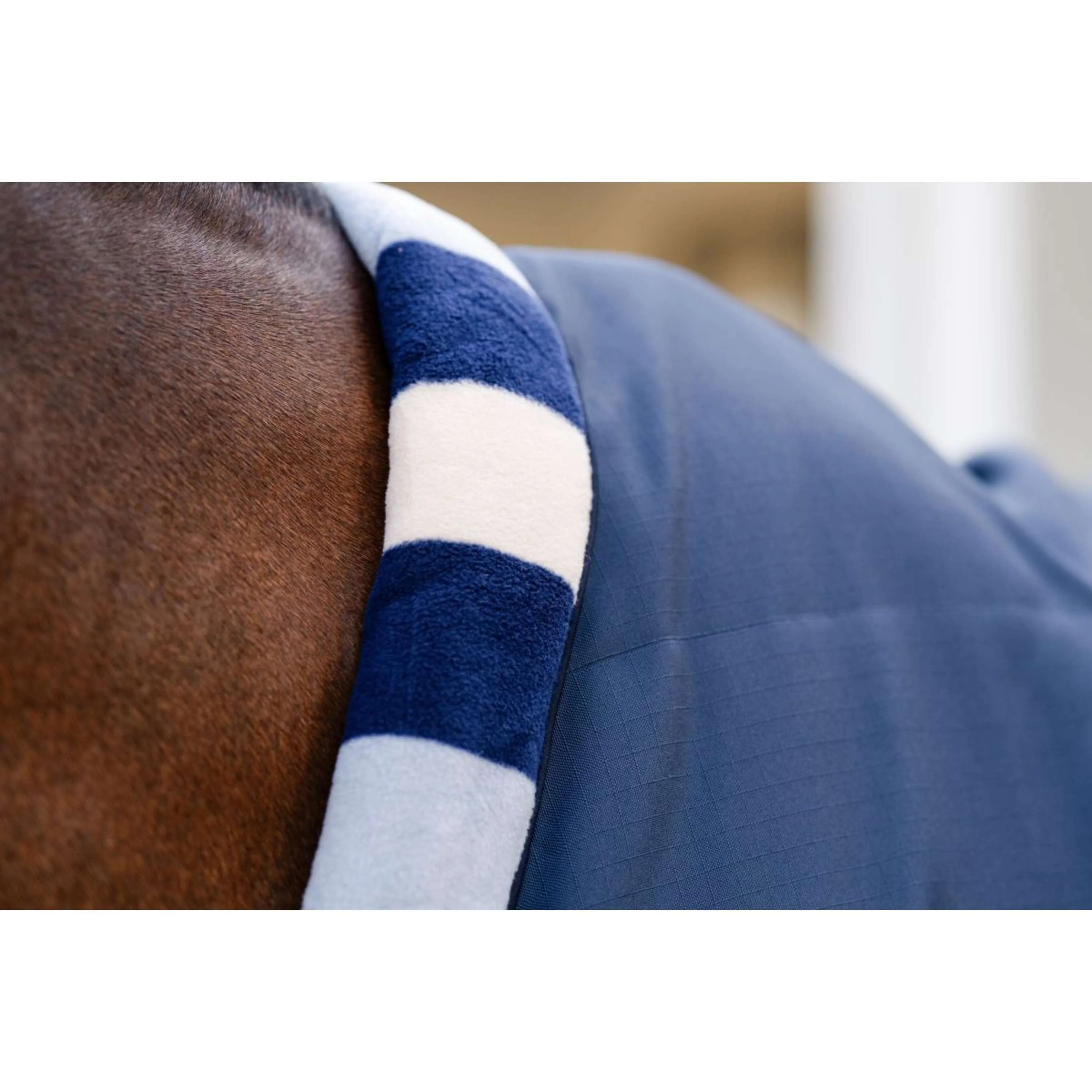 Horseware Cosy Stable Newmarket 100g Witney Navy - Image 8