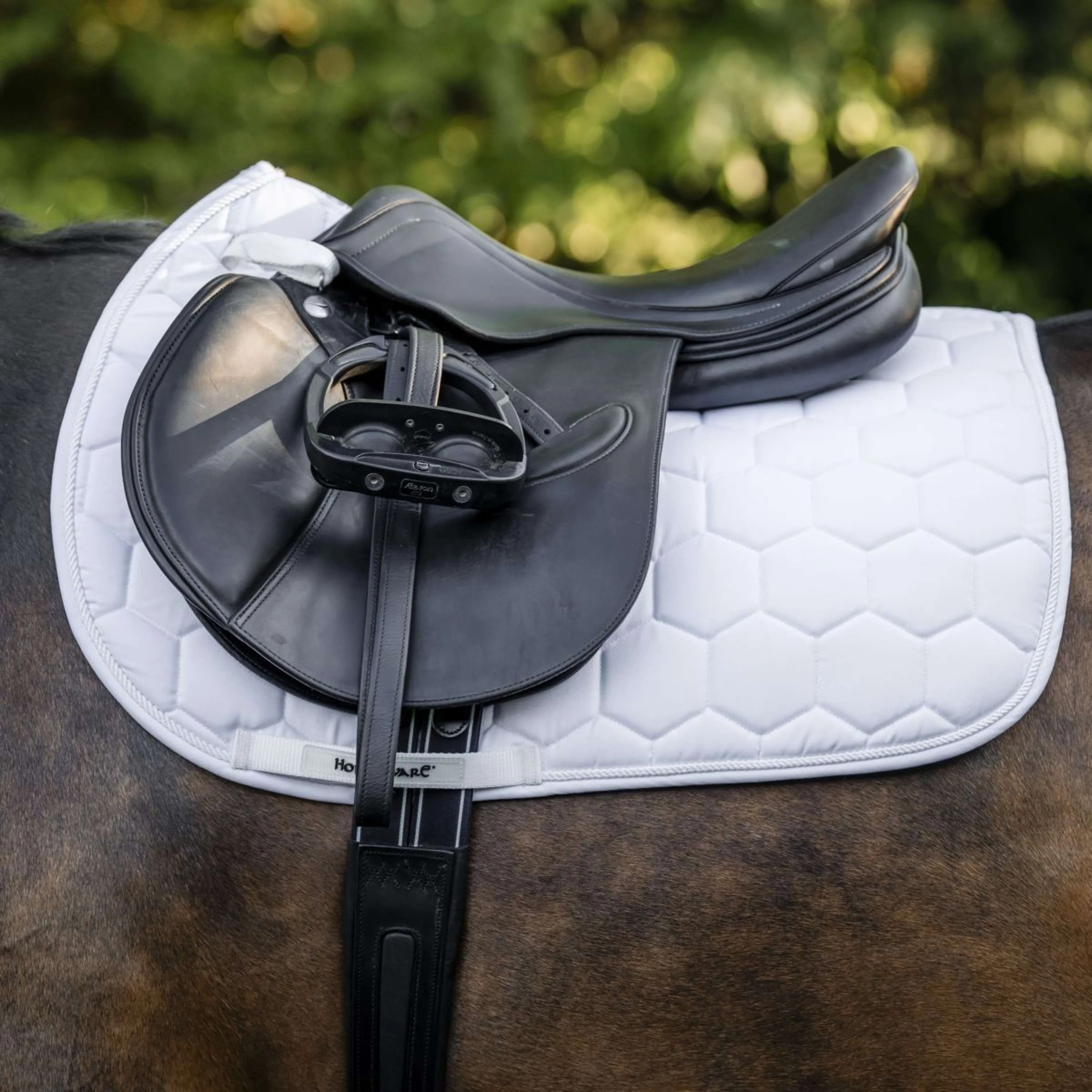 Horseware Tapis de Selle Ionic Close Contact Blanc - Image 2