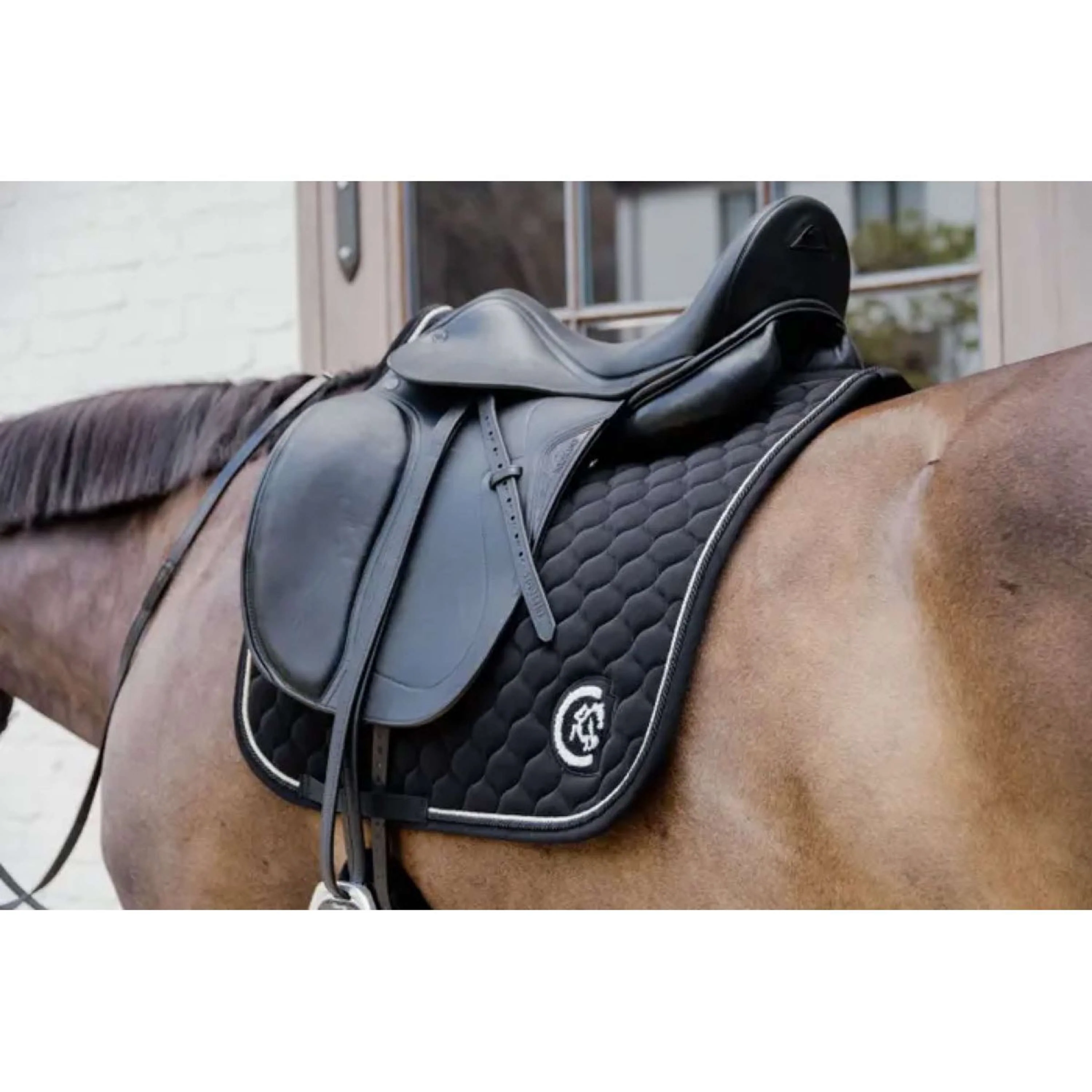 Kentucky Horsewear Tapis de Selle Onion Quilt 3D Logo Dressage Noir - Image 3