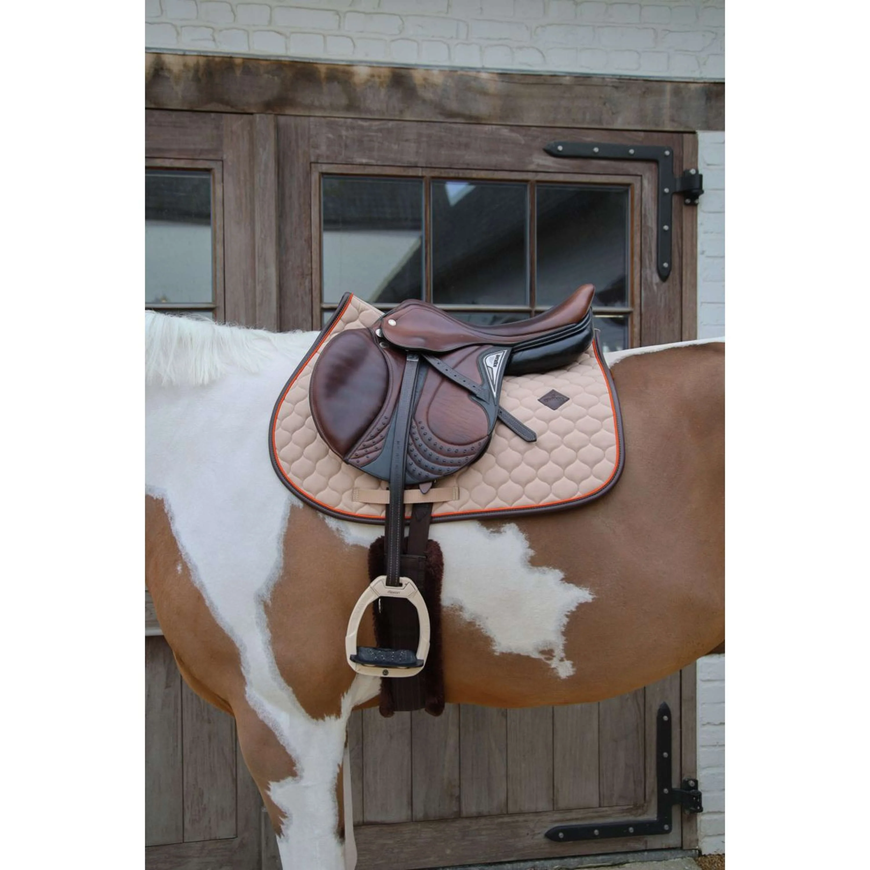 Kentucky Horsewear Tapis de Selle Onion Quilt Leather Neon de Saut Beige - Image 2