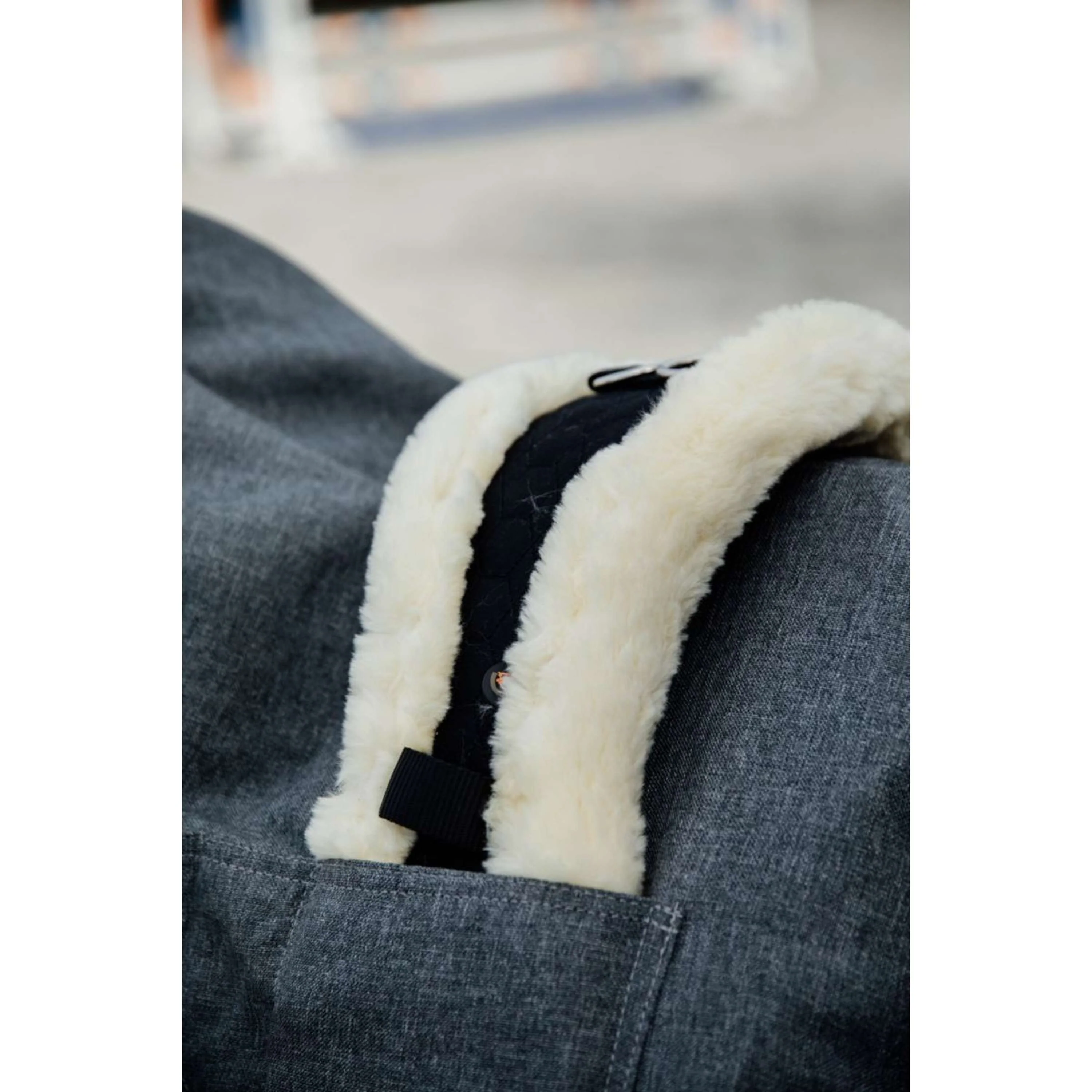 Kentucky Housse de Selle Dressur Gris - Image 3