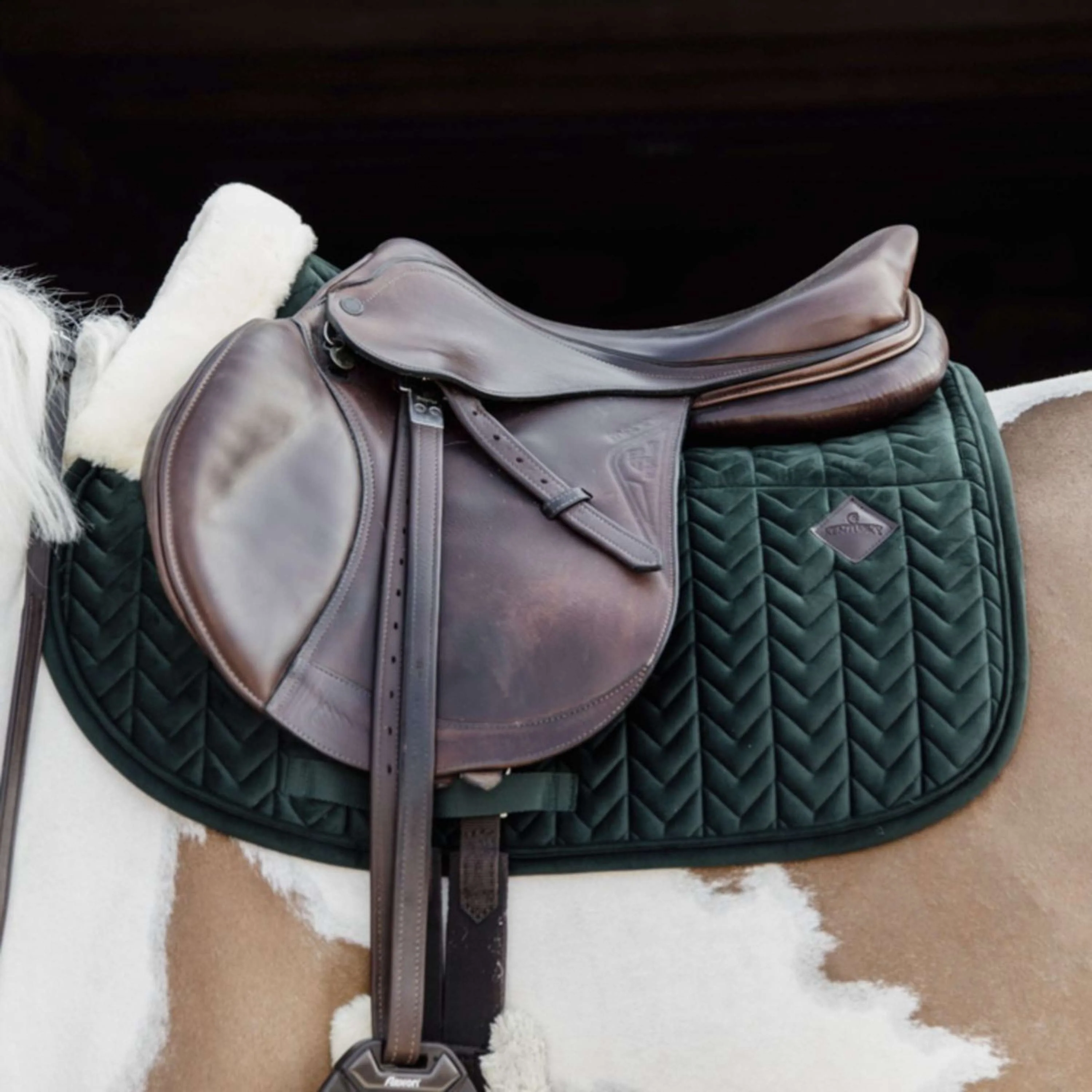 Kentucky Tapis de Selle Skin Friendly velours de Saut Pine Green - Image 2