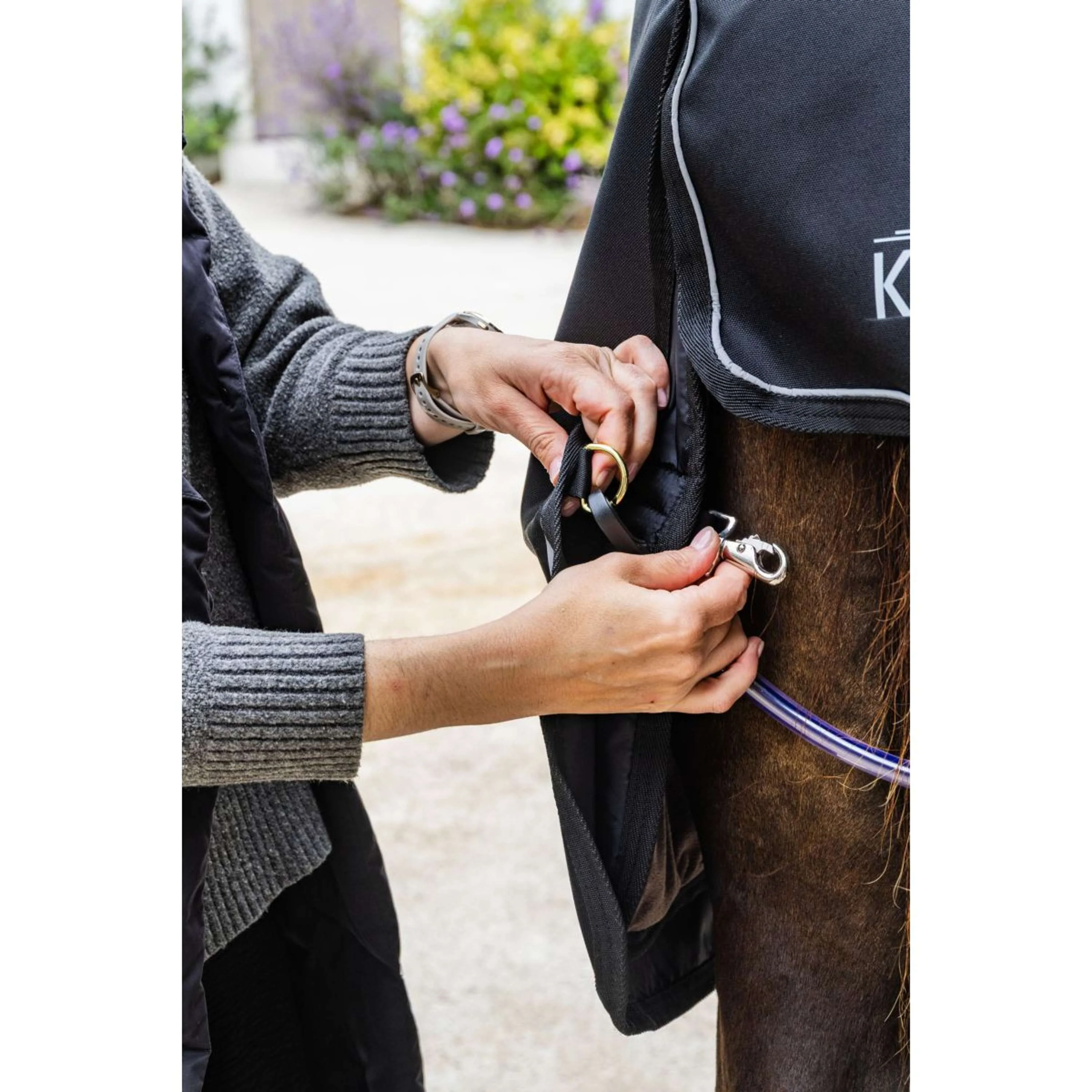 Kentucky Turnout Rug All Weather Comfort Waterproof 100g Noir - Image 6