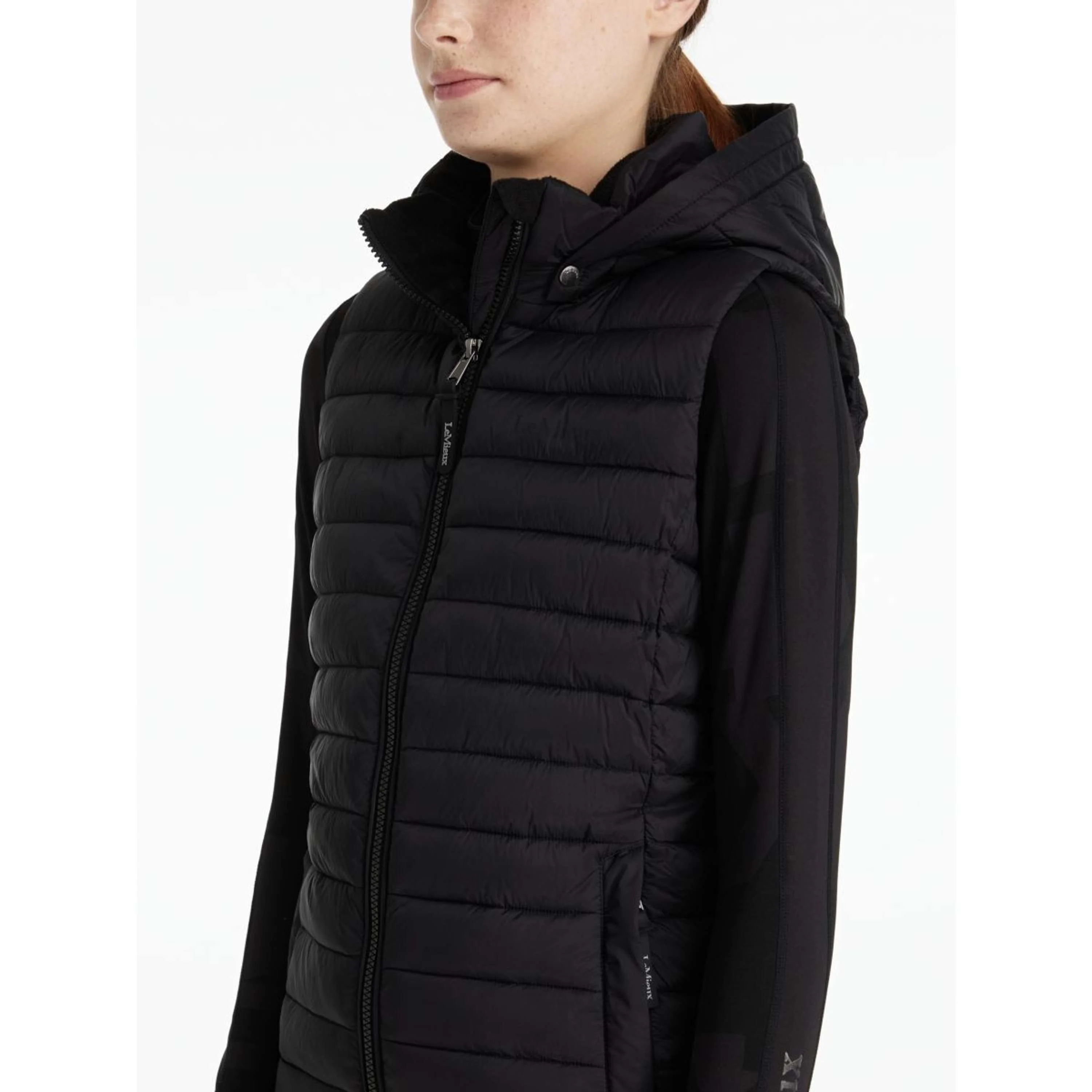 LeMieux Bodychauffant Young Rider Ruby Noir - Image 3