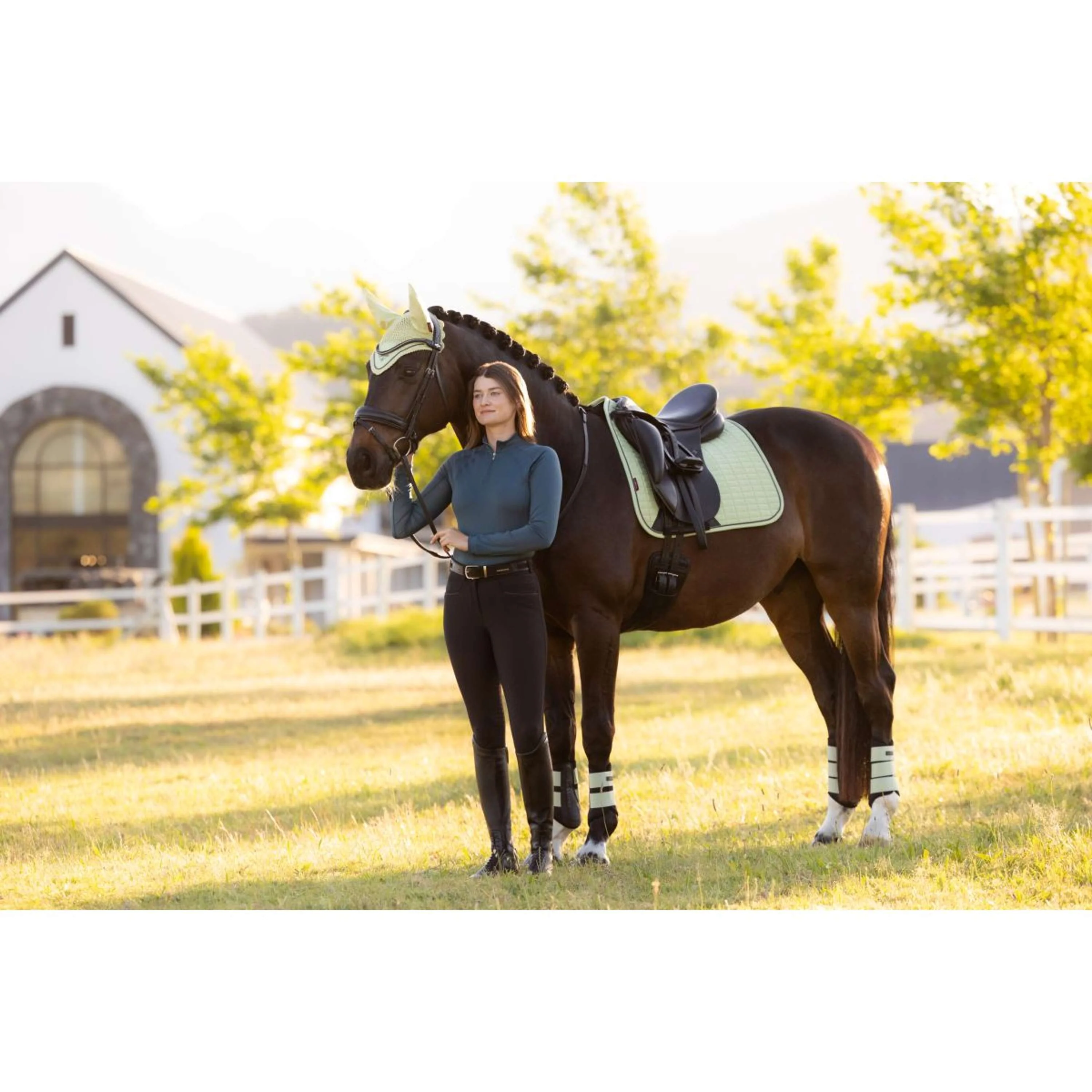 LeMieux Tapis de Selle Suede Square Dressage Macaron - Image 11