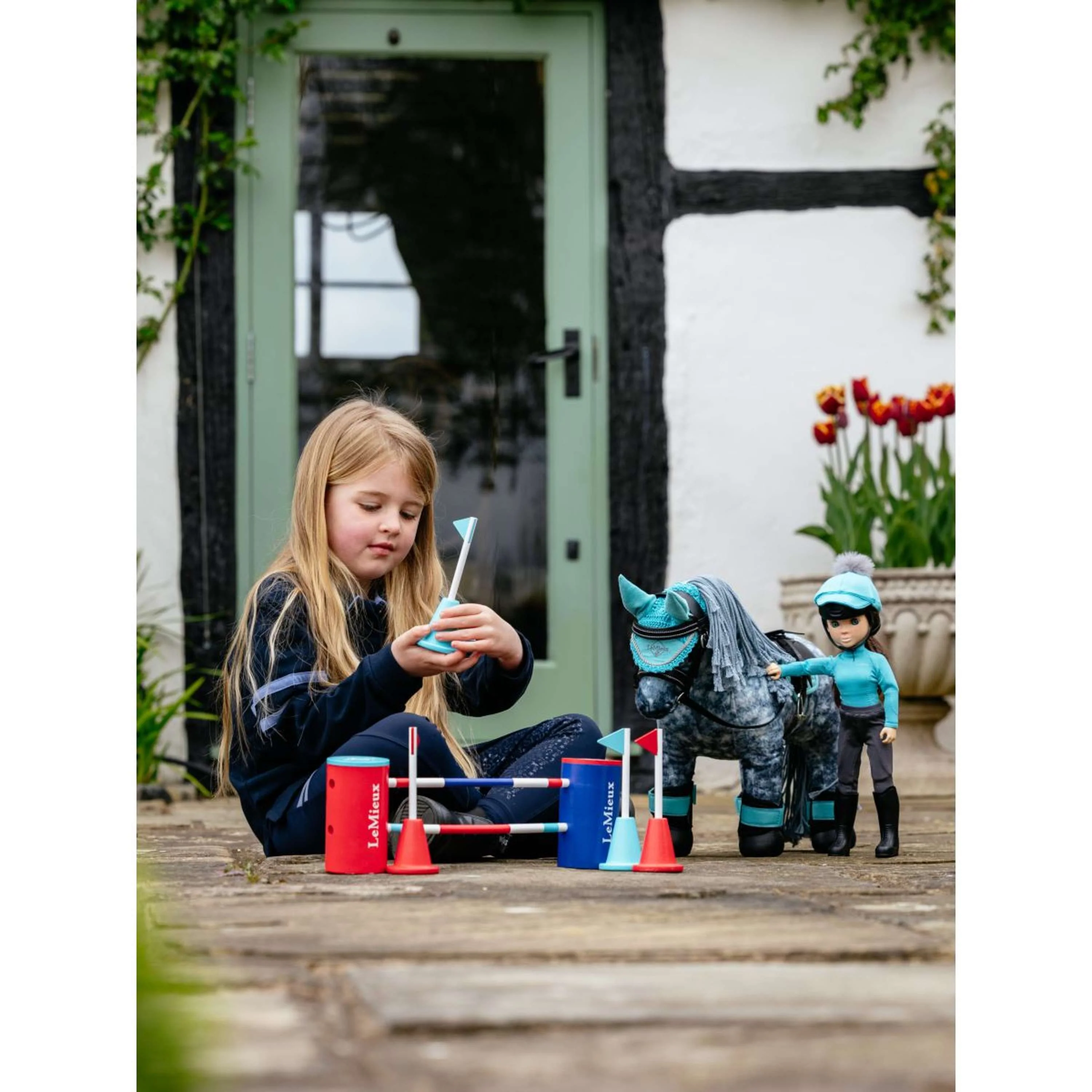 LeMieux Toy Pony Course Builder Set Rouge/Bleu - Image 2