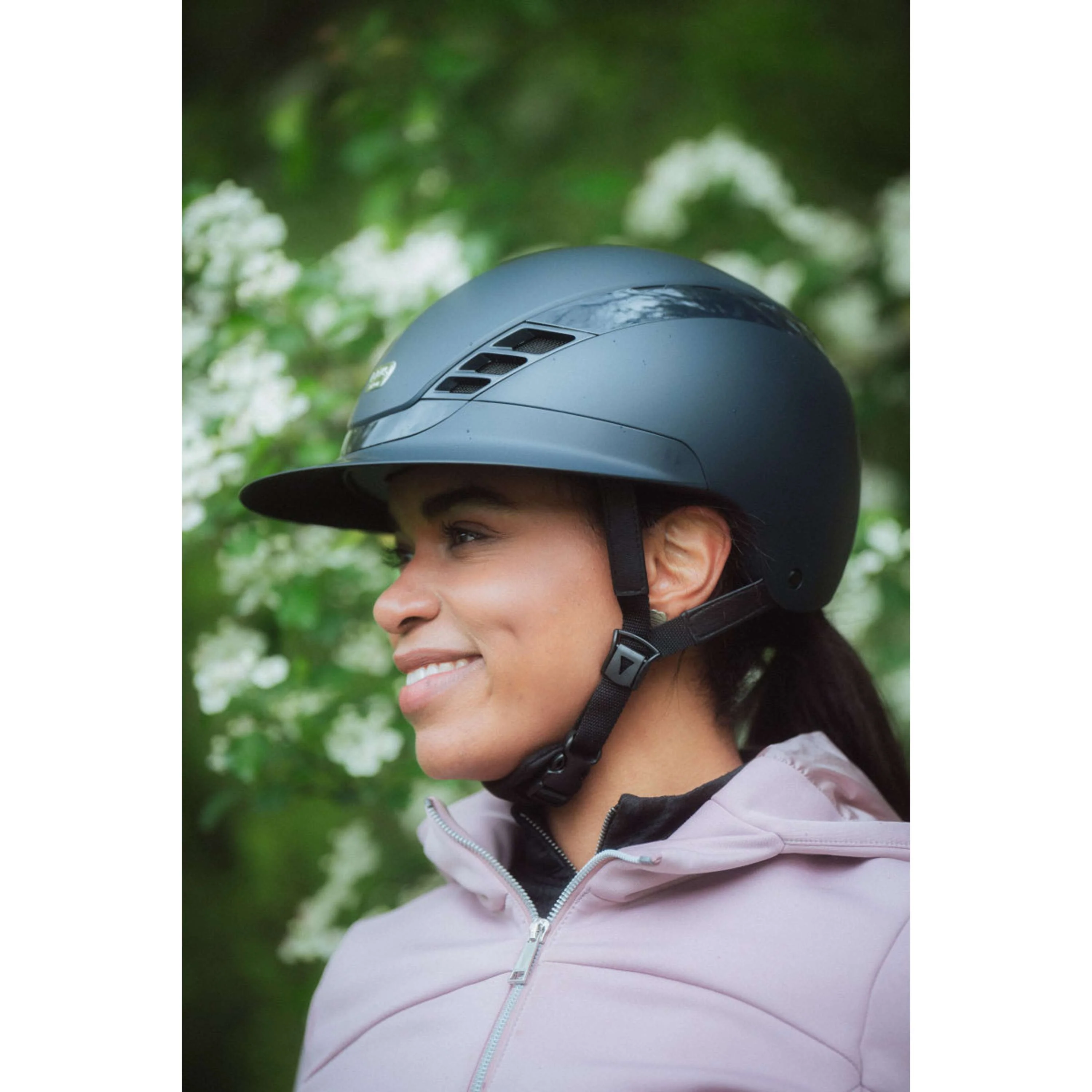 Pikeur Bombe AirLuxe Pure Visière longue Midnight Blue - Image 11