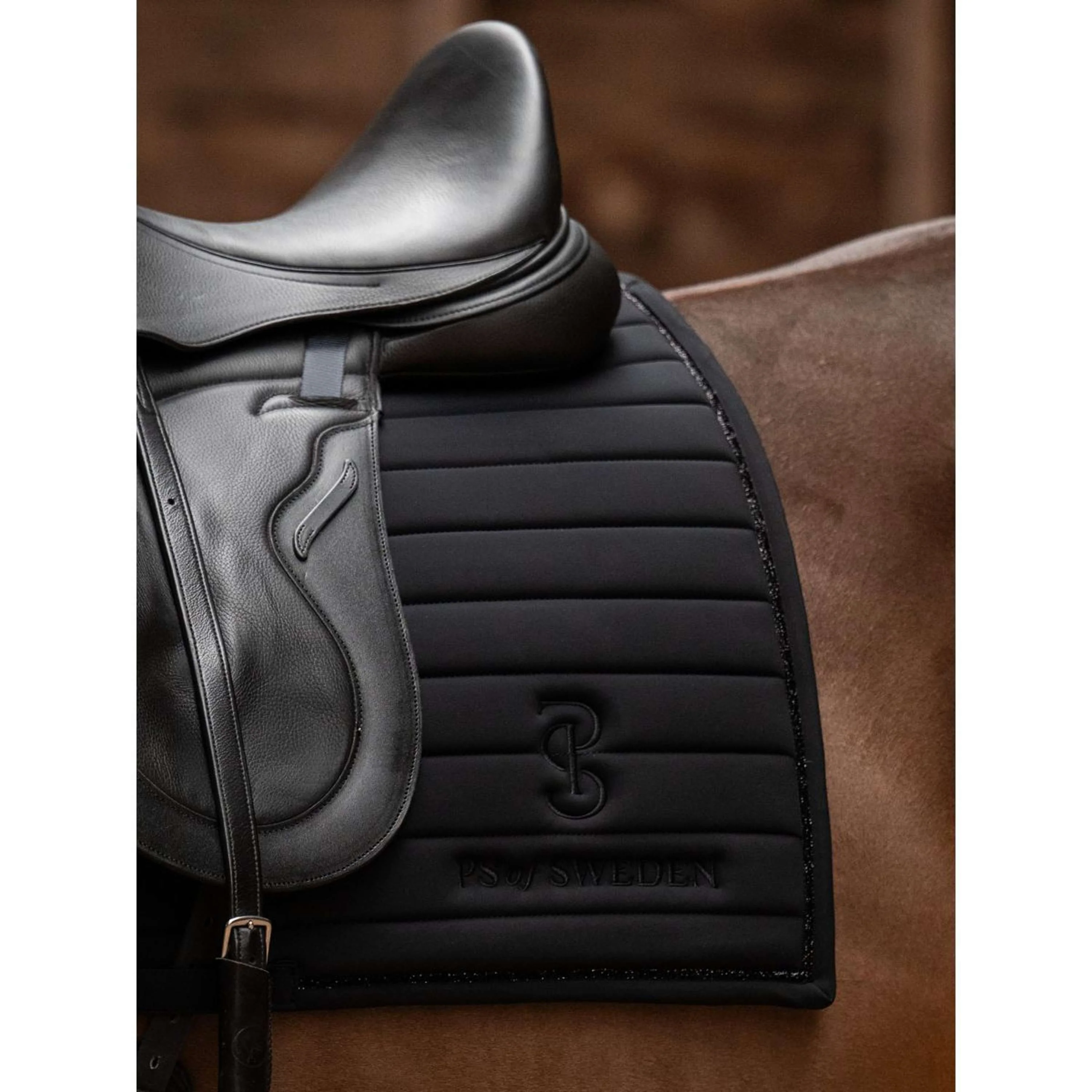 PS of Sweden Tapis de Selle Stripe Dressage Noir - Image 5