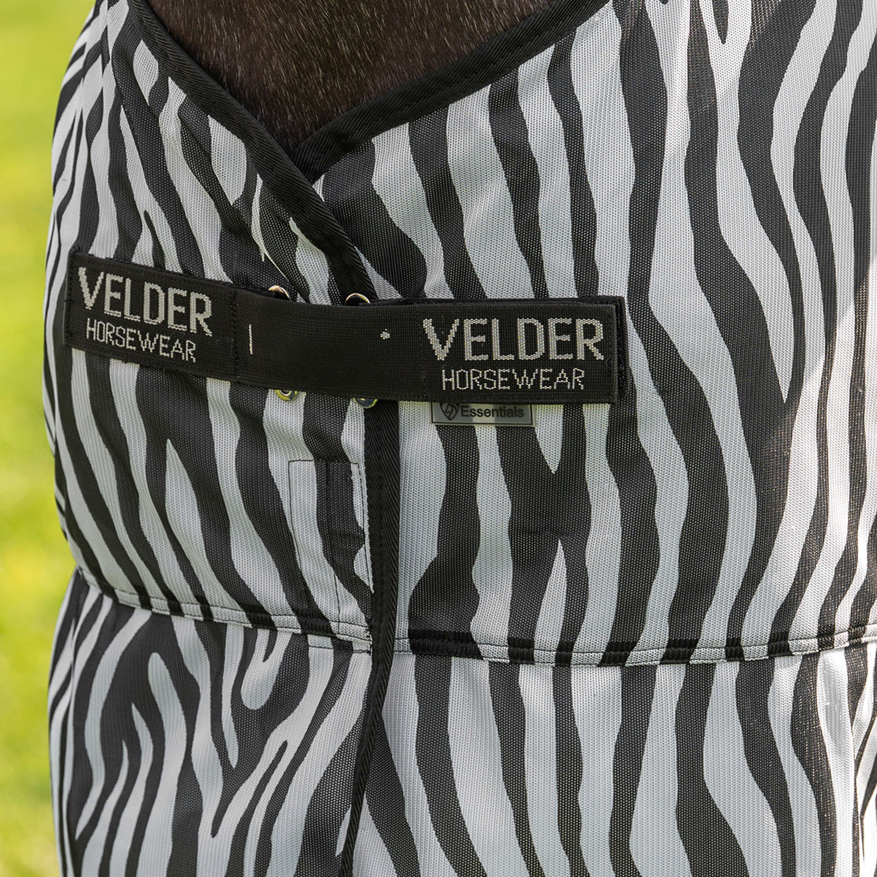 Velder Horsewear Couverture Anti-Mouches avec Couvre-cou Zebra Noir/Blanc - Image 4
